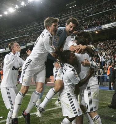 20090422091659-real-madrid-getafe-32-210409-1.jpg